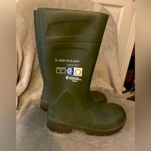 Dunlop Rubber Unisex Boots dark green size 5